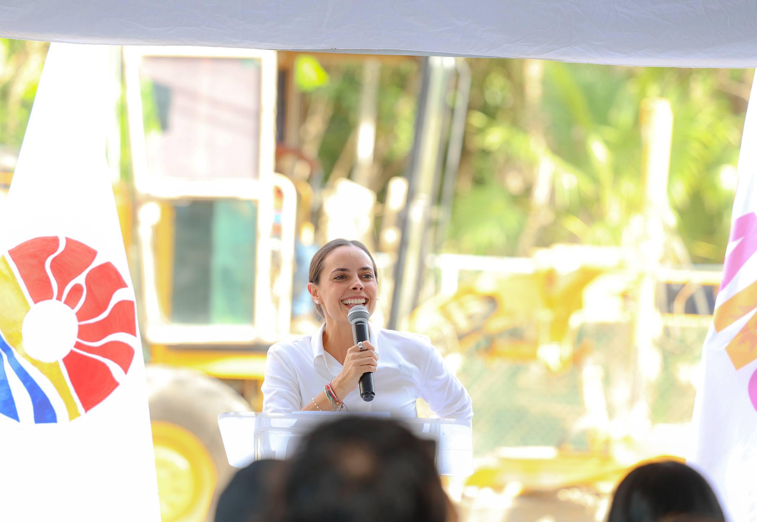 uploads/6/32/01 (2130).Jpeg